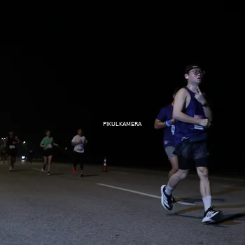 Runner Photo 7516128