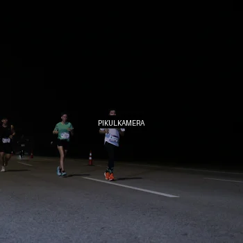 Runner Photo 7516129