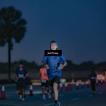 Runner Photo 7516134