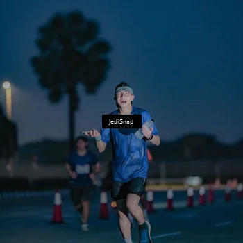 Runner Photo 7516136