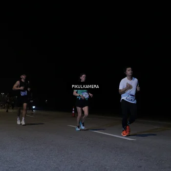 Runner Photo 7516138