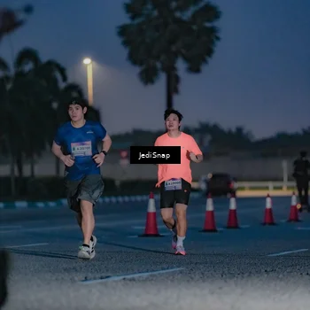 Runner Photo 7516144
