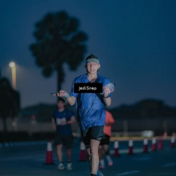 Runner Photo 7516145