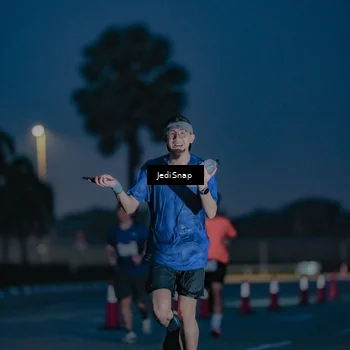 Runner Photo 7516146