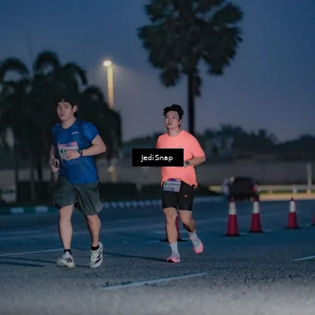 Runner Photo 7516155