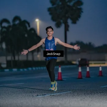 Runner Photo 7516171