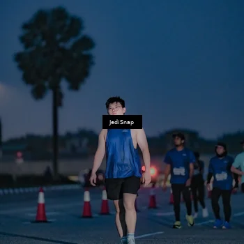 Runner Photo 7516190