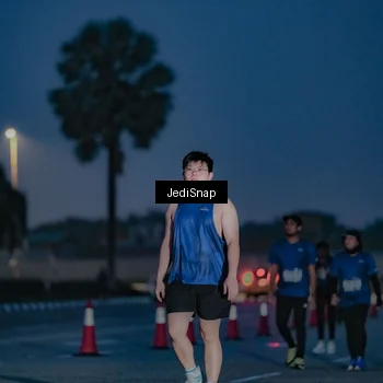 Runner Photo 7516194