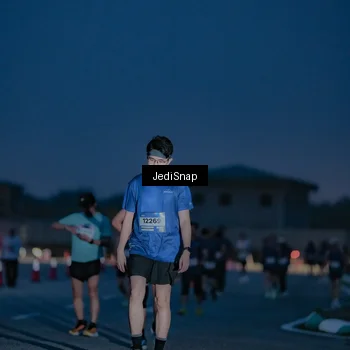 Runner Photo 7516204