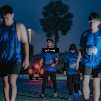 Runner Photo 7516215