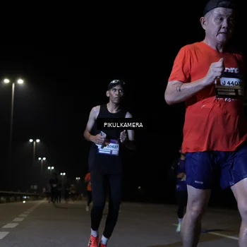 Runner Photo 7516218