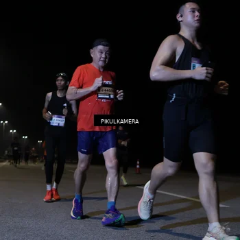 Runner Photo 7516219
