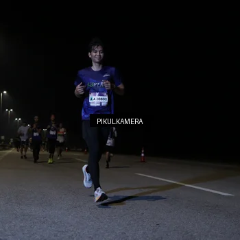 Runner Photo 7516261