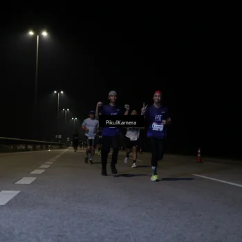 Runner Photo 7516263