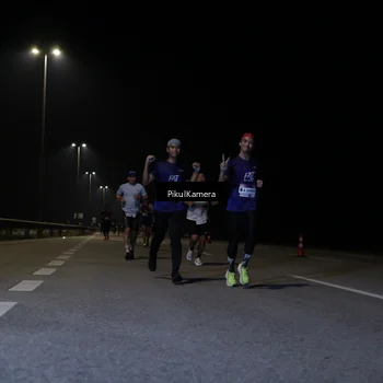Runner Photo 7516264