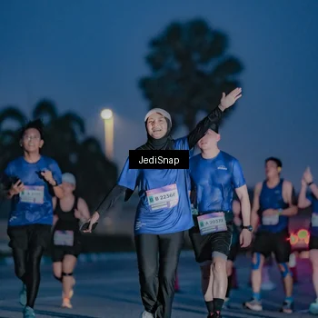Runner Photo 7516277