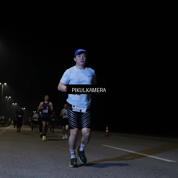 Runner Photo 7516293