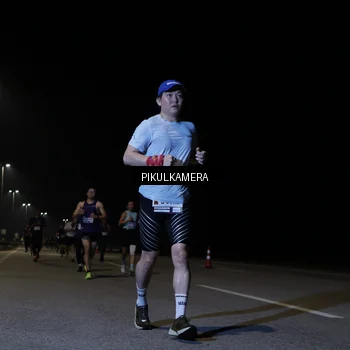 Runner Photo 7516302