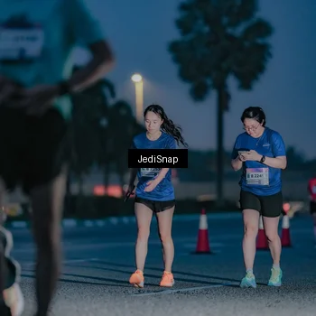 Runner Photo 7516303