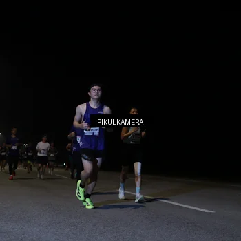 Runner Photo 7516305