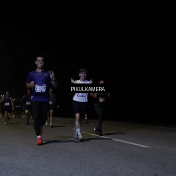 Runner Photo 7516327