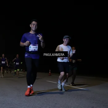 Runner Photo 7516330