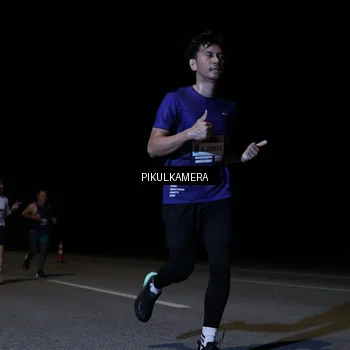Runner Photo 7516334