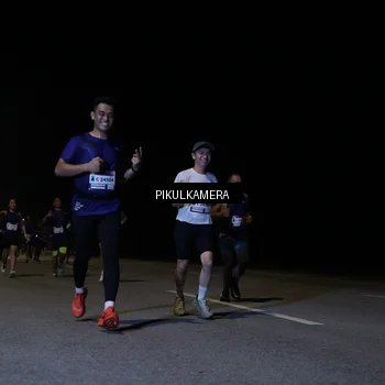 Runner Photo 7516337