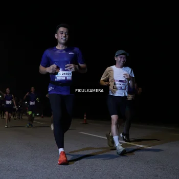 Runner Photo 7516338