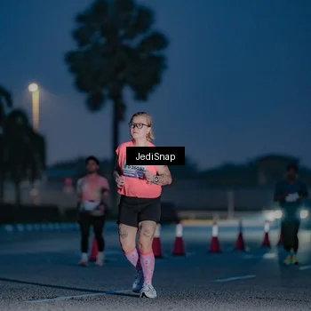 Runner Photo 7516350