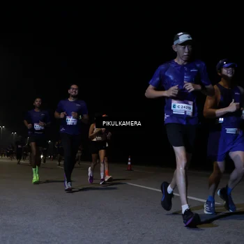 Runner Photo 7516378