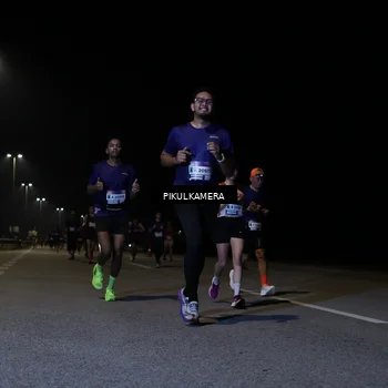Runner Photo 7516387