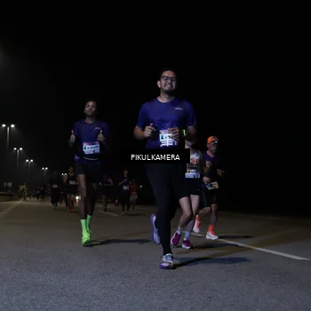 Runner Photo 7516390