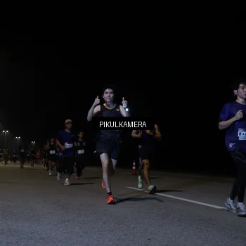 Runner Photo 7516401