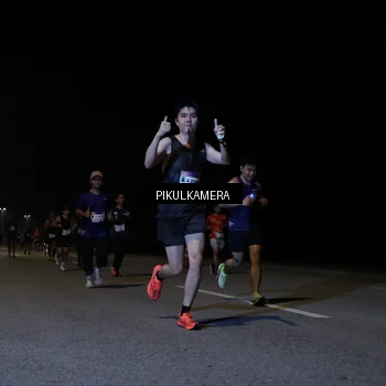 Runner Photo 7516403