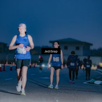 Runner Photo 7516405