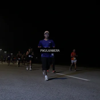 Runner Photo 7516408