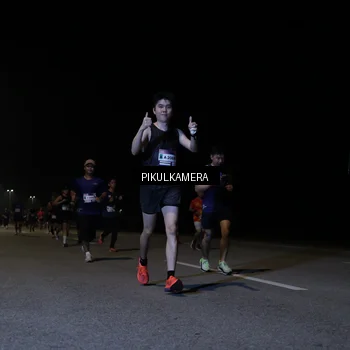 Runner Photo 7516411