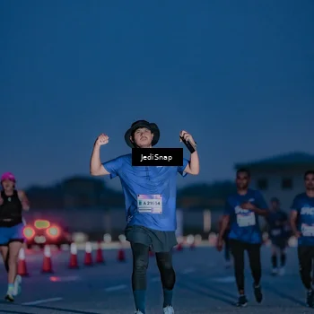 Runner Photo 7516426