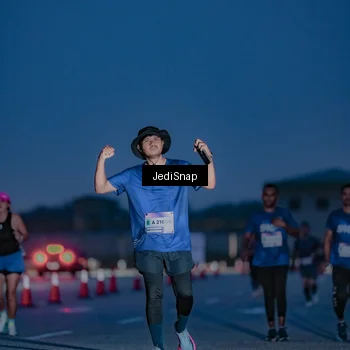 Runner Photo 7516435