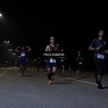 Runner Photo 7516440