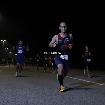 Runner Photo 7516450