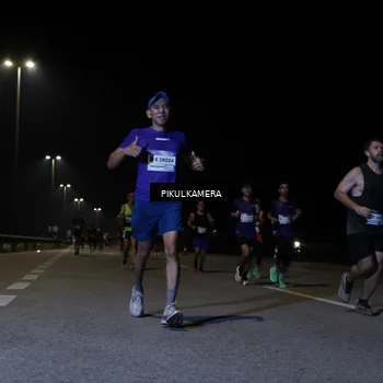Runner Photo 7516457