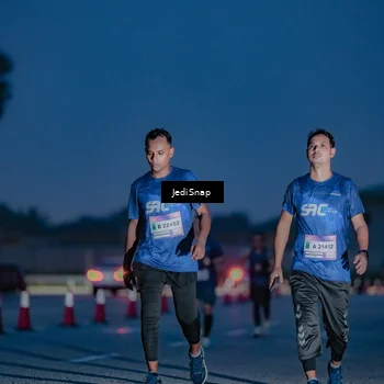 Runner Photo 7516459