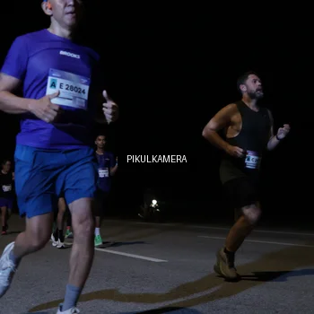 Runner Photo 7516466