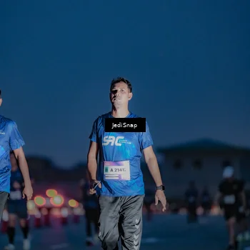 Runner Photo 7516468