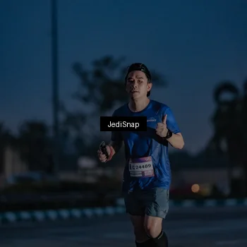 Runner Photo 7516474