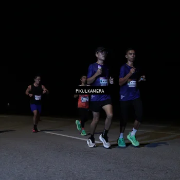 Runner Photo 7516478