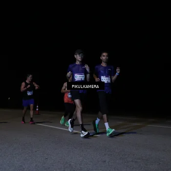 Runner Photo 7516479