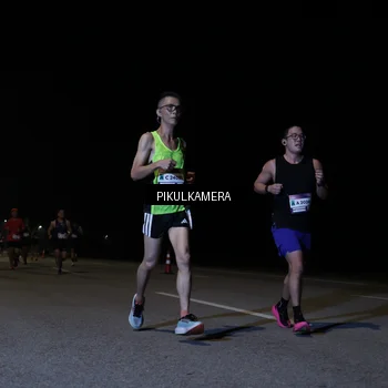 Runner Photo 7516486